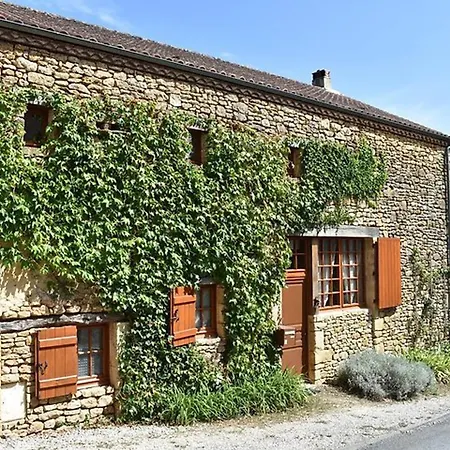 Charmante Maison Perigourdine Avec Piscine Et Parking A - Fr-1-824-20 * Cales (Aquitaine)